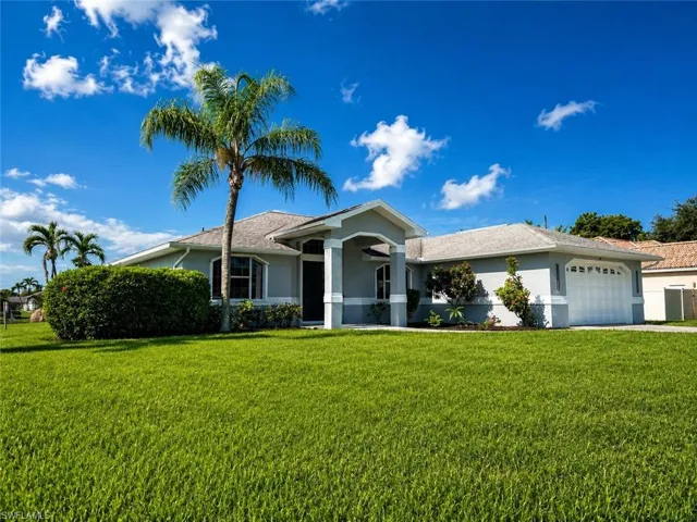 1118 SE 16th  TER, Cape Coral, FL 33990