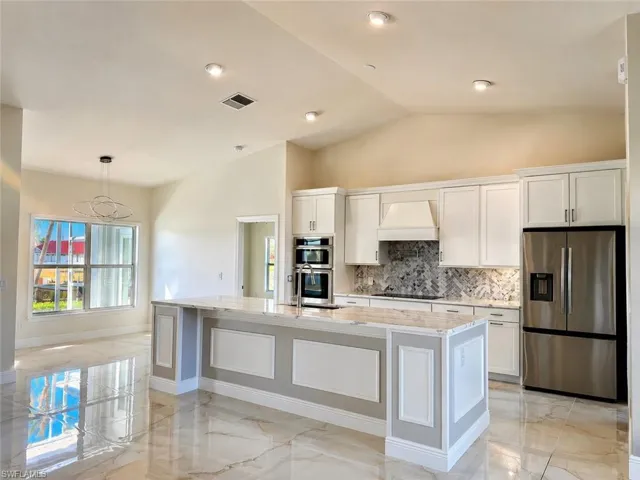 1118 SE 16th  TER, Cape Coral, FL 33990
