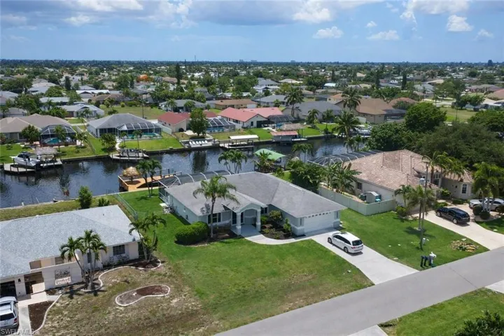 1118 SE 16th  TER, Cape Coral, FL 33990