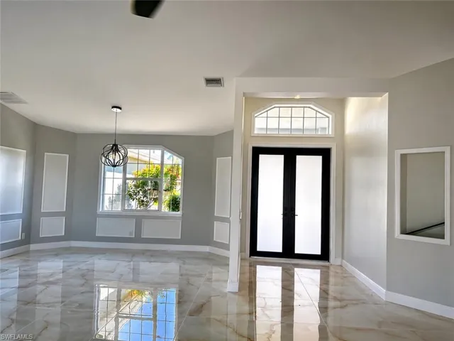 1118 SE 16th  TER, Cape Coral, FL 33990