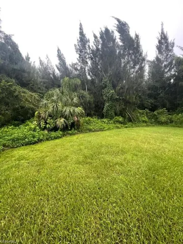 912  Desoto  AVE, Lehigh Acres, FL 33972