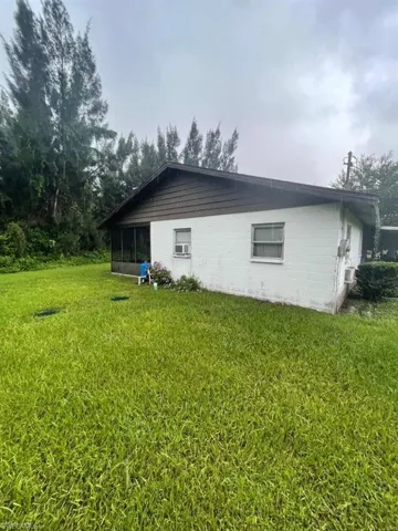 912  Desoto  AVE, Lehigh Acres, FL 33972