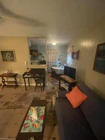 912  Desoto  AVE, Lehigh Acres, FL 33972