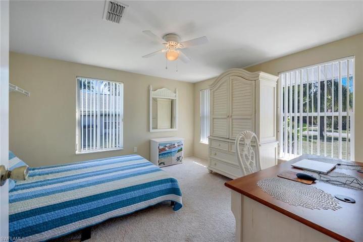 225 Pebble Beach CIR, NAPLES FL 34113