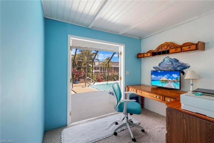 225 Pebble Beach CIR, NAPLES FL 34113
