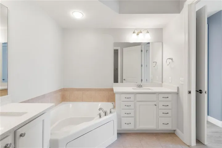23159  Amgci  WAY, Estero, FL 33928