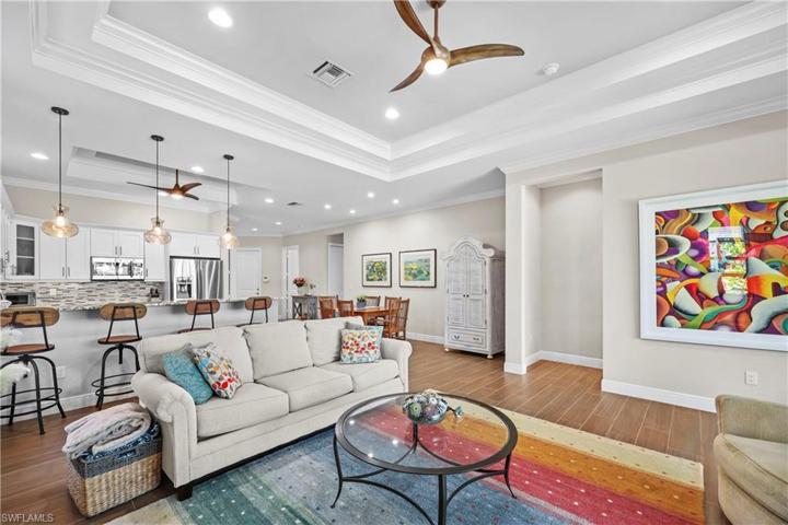 745  109th N AVE, Naples, FL 34108