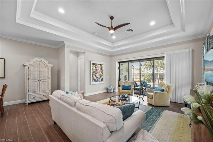 745  109th N AVE, Naples, FL 34108