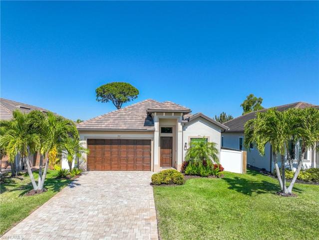 745  109th N AVE, Naples, FL 34108