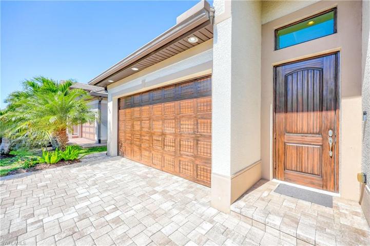 745  109th N AVE, Naples, FL 34108