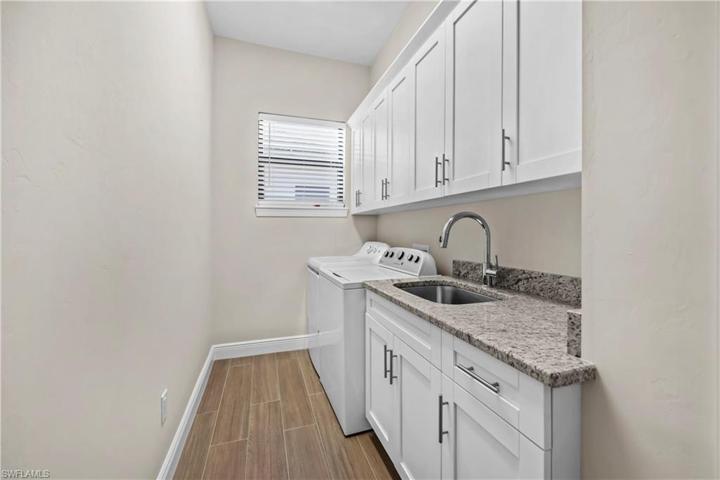 745  109th N AVE, Naples, FL 34108