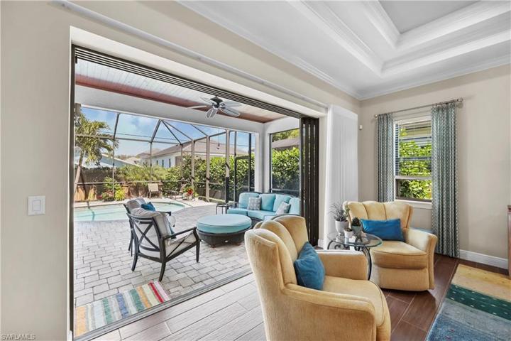 745  109th N AVE, Naples, FL 34108