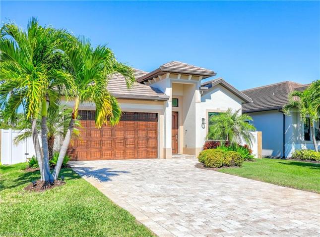 745  109th N AVE, Naples, FL 34108