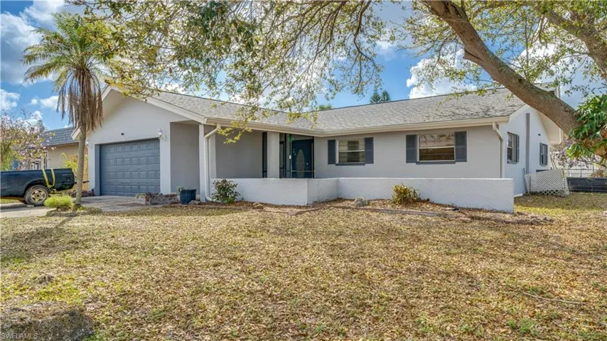 6549 Duquesne Dr. Fort Myers, FL 33919