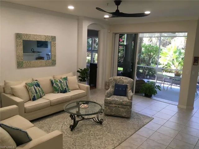 4695 Winged Foot Ct 102, Naples, Florida 34112