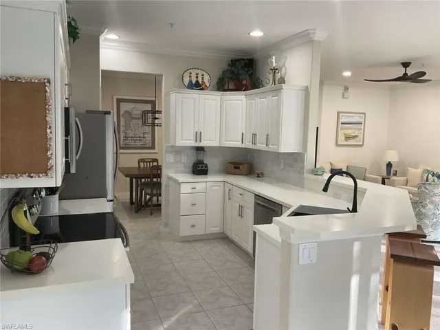 4695 Winged Foot Ct 102, Naples, Florida 34112