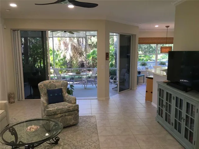 4695 Winged Foot Ct 102, Naples, Florida 34112