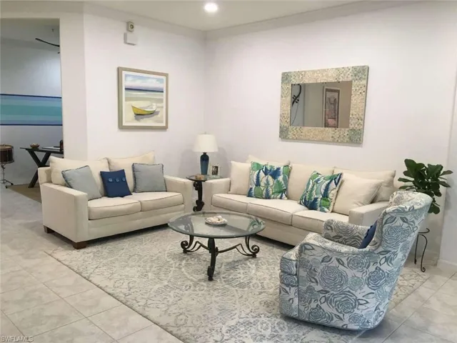 4695 Winged Foot Ct 102, Naples, Florida 34112