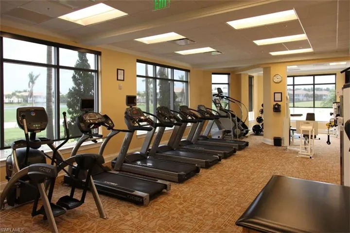 4695 Winged Foot Ct 102, Naples, Florida 34112
