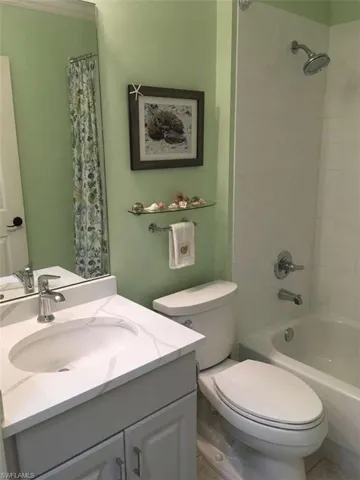 4695 Winged Foot Ct 102, Naples, Florida 34112