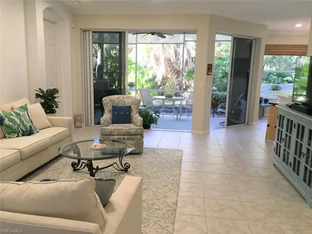 4695 Winged Foot Ct 102, Naples, Florida 34112