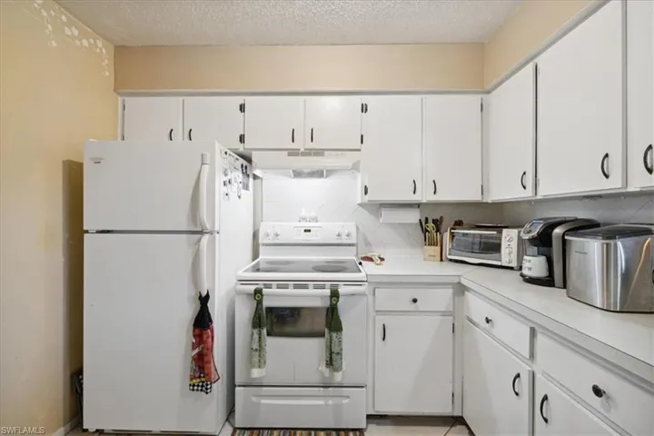 1500  Popham  DR, Fort Myers, FL 33919