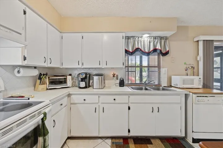 1500  Popham  DR, Fort Myers, FL 33919