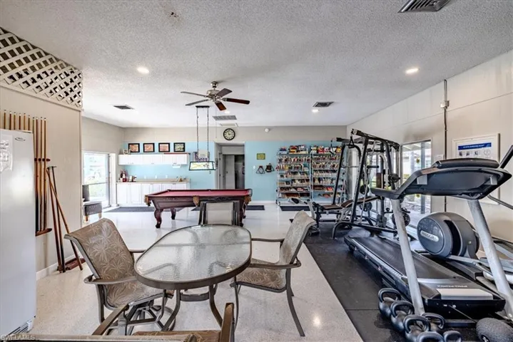 1500  Popham  DR, Fort Myers, FL 33919