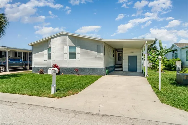 17521 Primrose Ct, Fort Myers Beach, Florida 33931
