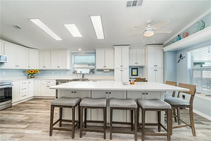 17521 Primrose Ct, Fort Myers Beach, Florida 33931