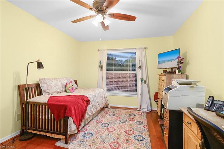 Guest bedroom