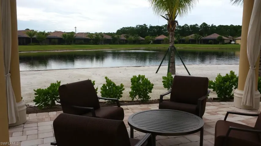 9560 Firenze Cir, Naples, Florida 34113