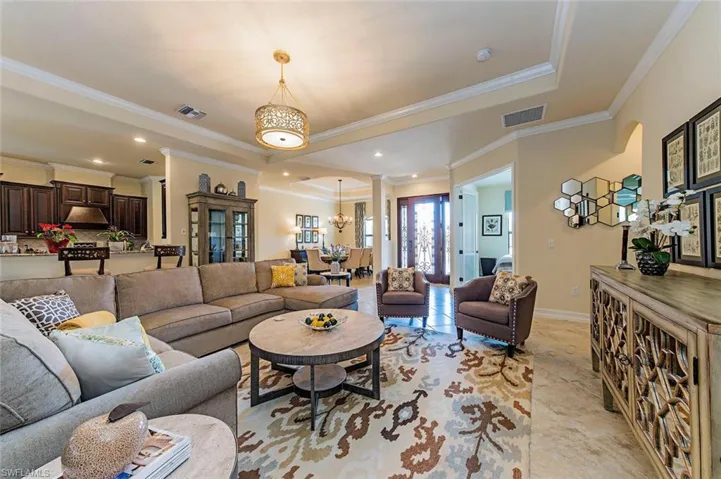 9560 Firenze Cir, Naples, Florida 34113