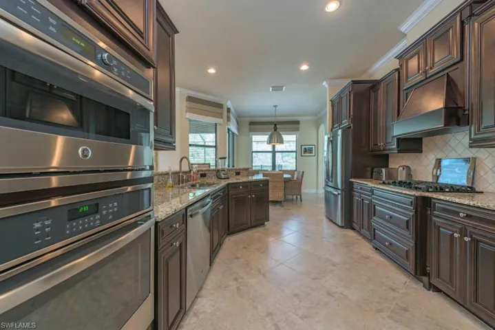 9560 Firenze Cir, Naples, Florida 34113