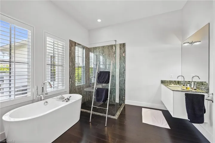 299 Mermaids Bight, Naples, Florida 34103
