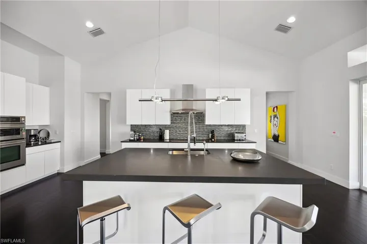 299 Mermaids Bight, Naples, Florida 34103