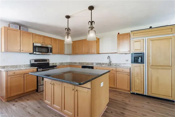 2342 Barden St, Fort Myers, Florida 33916