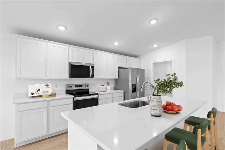 1506 NE 13th  AVE, Cape Coral, FL 33909