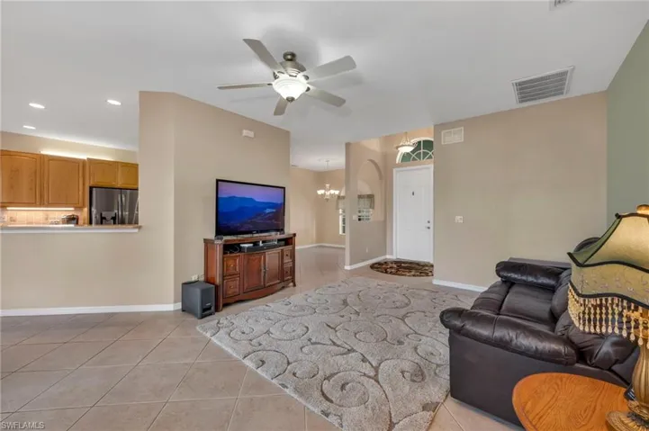 3685 Yosemite Ct, Naples, Florida 34116