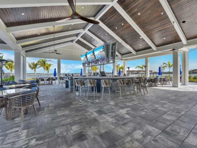 Poolside Bar
