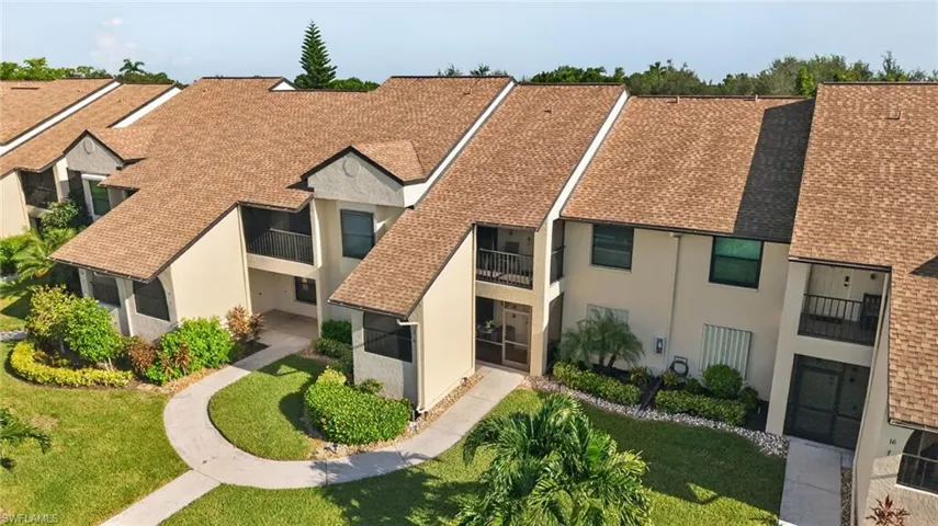 8430 Charter Club Cir 15, Fort Myers, Florida 33919