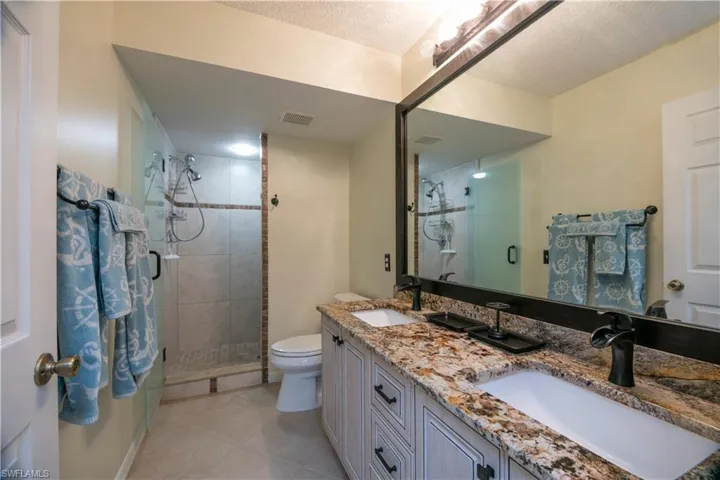 113 Wading Bird Cir W-204, Naples, Florida 34110