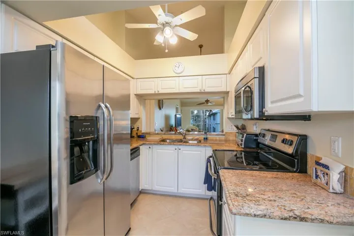 113 Wading Bird Cir W-204, Naples, Florida 34110