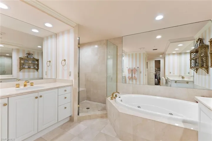 Primary bath