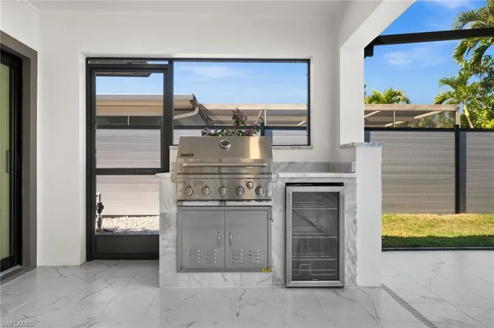 Outdoor kitchen