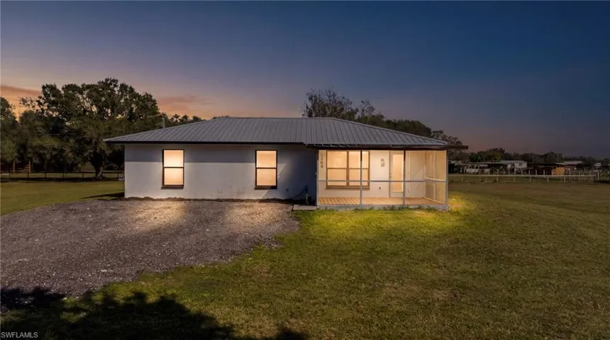 2404 Silver Lake Rd, Labelle, Florida 33935