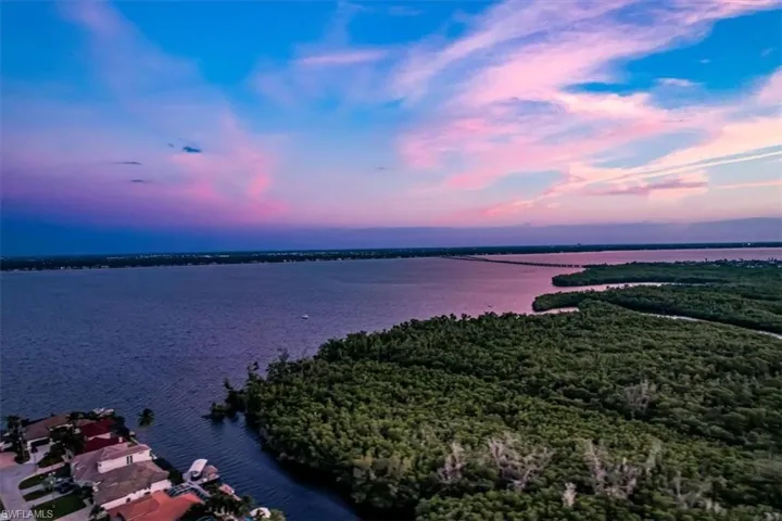 1787  Four Mile Cove  PKWY, Cape Coral, FL 33990