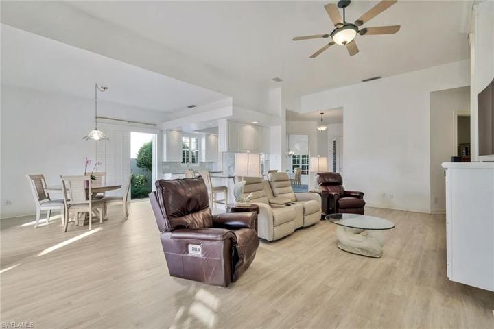 Family Room area with 12 foot Ceilings