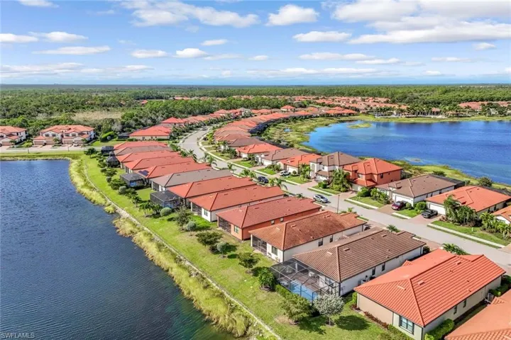 1603  Santiago  CIR, Naples, FL 34113