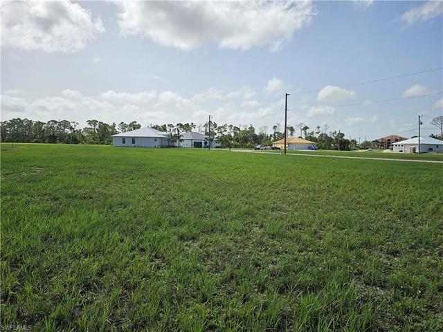 17548  Vellum  CIR, PUNTA GORDA, FL 33955